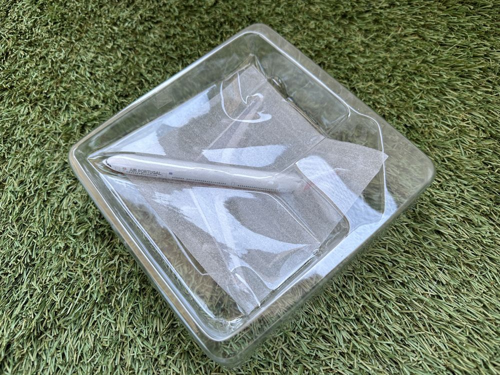 TAP Airbus A340 escala 1:400