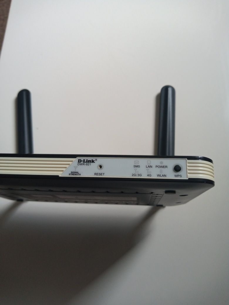 Router D-link DWR-921
