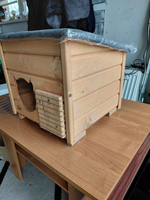 Budka dla kota drewniana