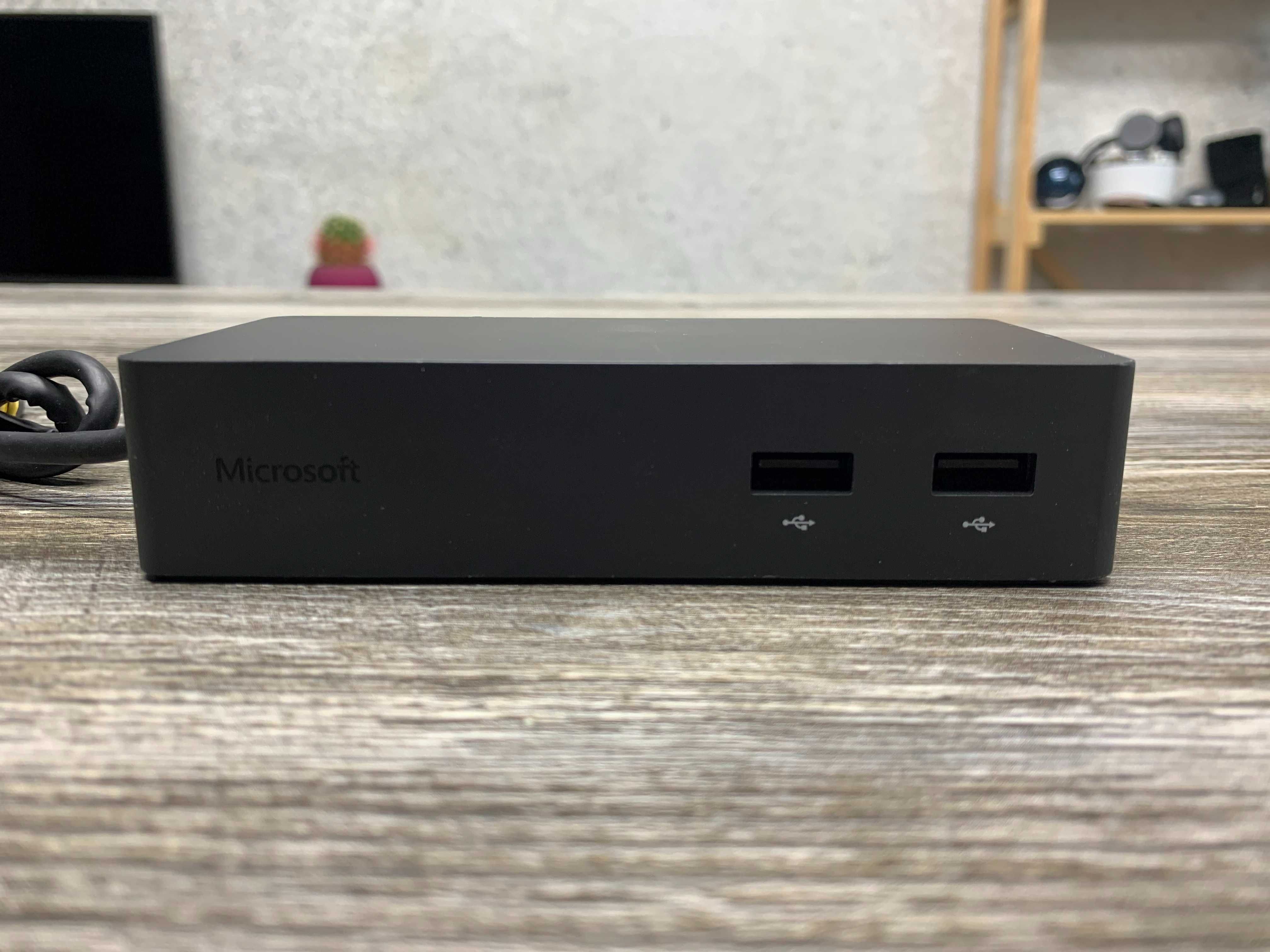 Док-станція Microsoft Surface Dock 1661 + Блок живлення Microsoft 1749