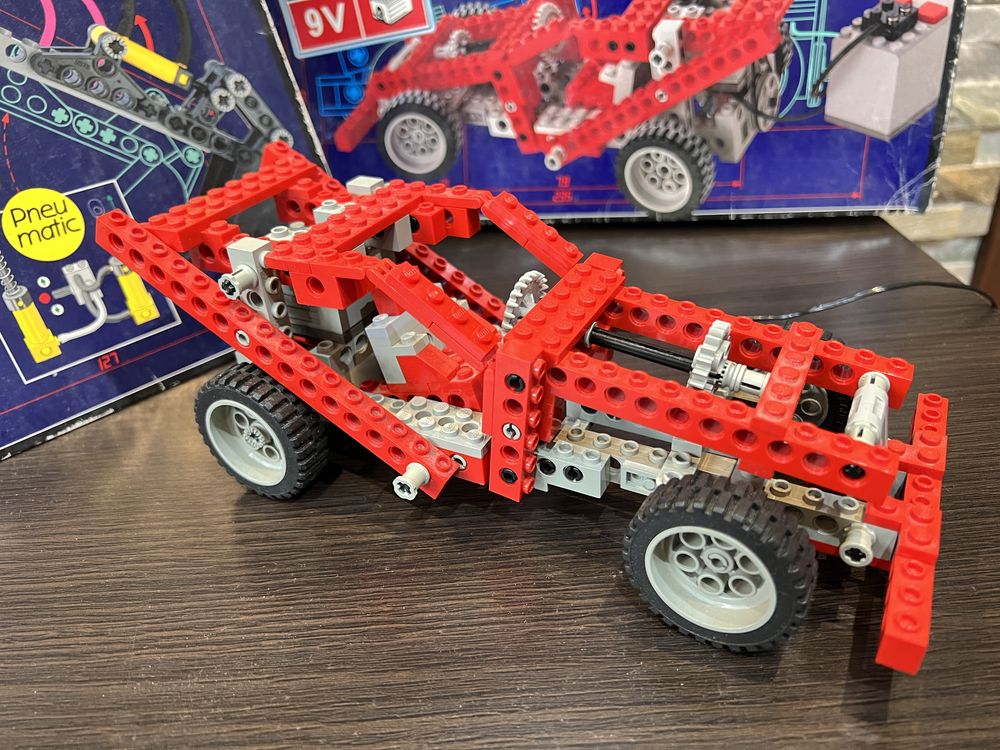 Retro Lego Technic Koparka  8837  + Wyścigówka 8064