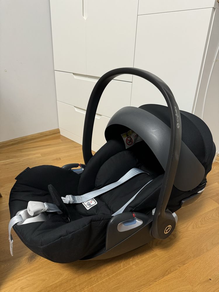 Автокрісло Cybex Cloud Z