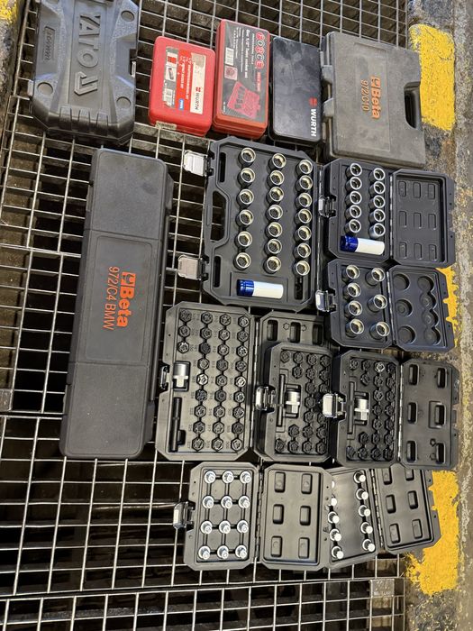 Odkręcanie śrub Antykradzieżowych BMW MINI inne