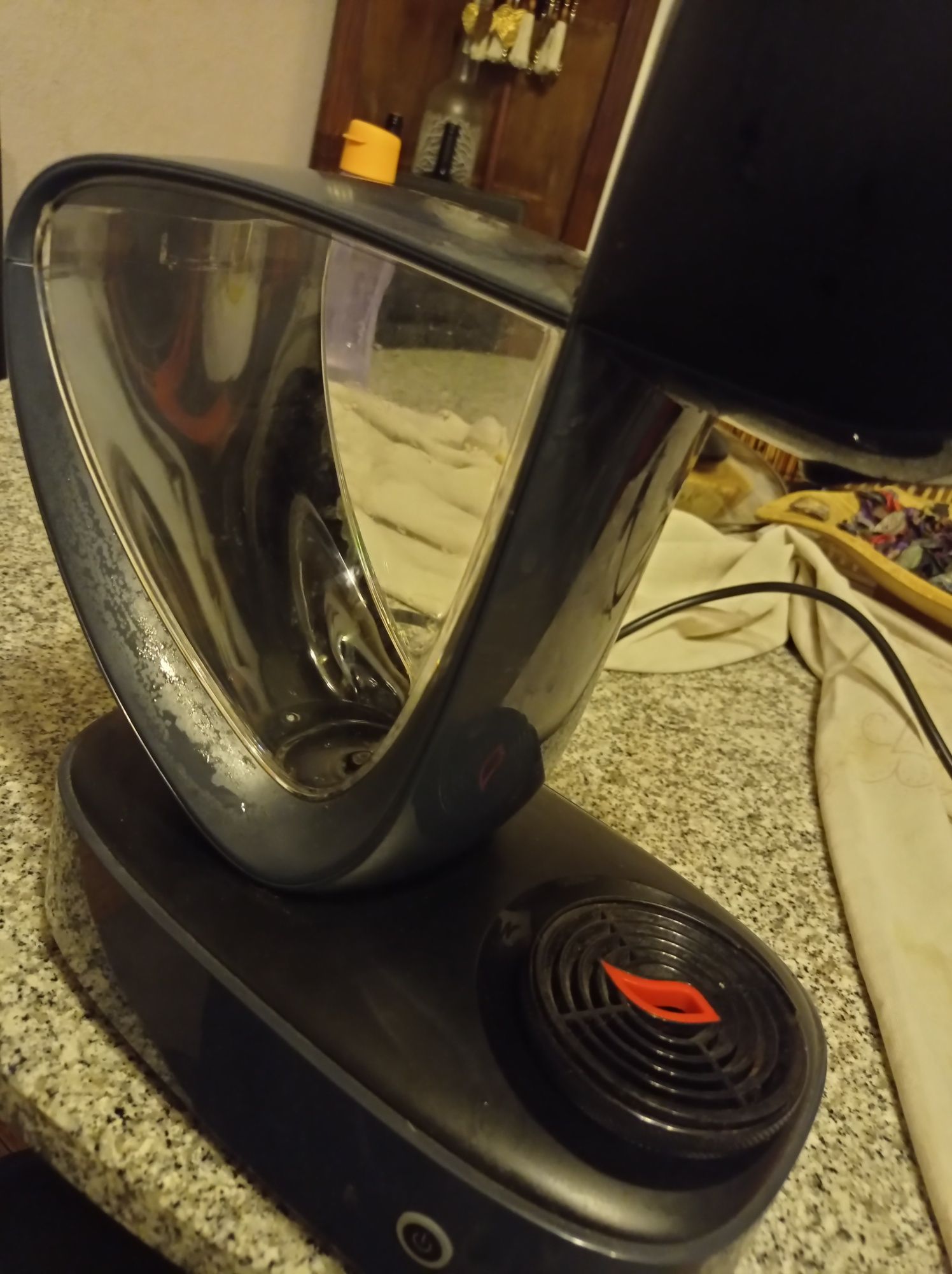 Maquina café dolce Gusto como nova