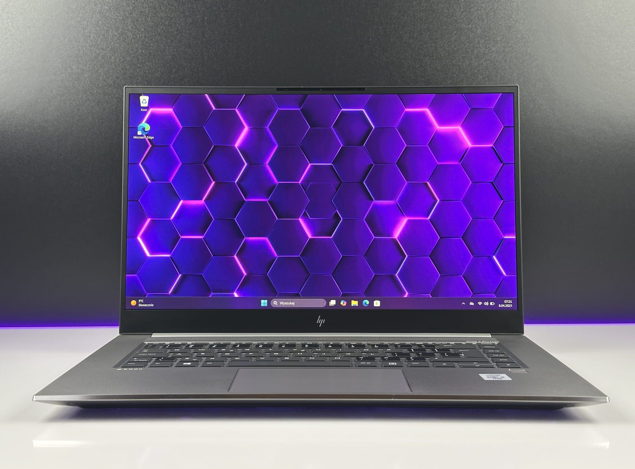 Laptop HP ZBook Studio G7 | i9-10885H / 32GB / 512GB / FHD / T2000 /FV
