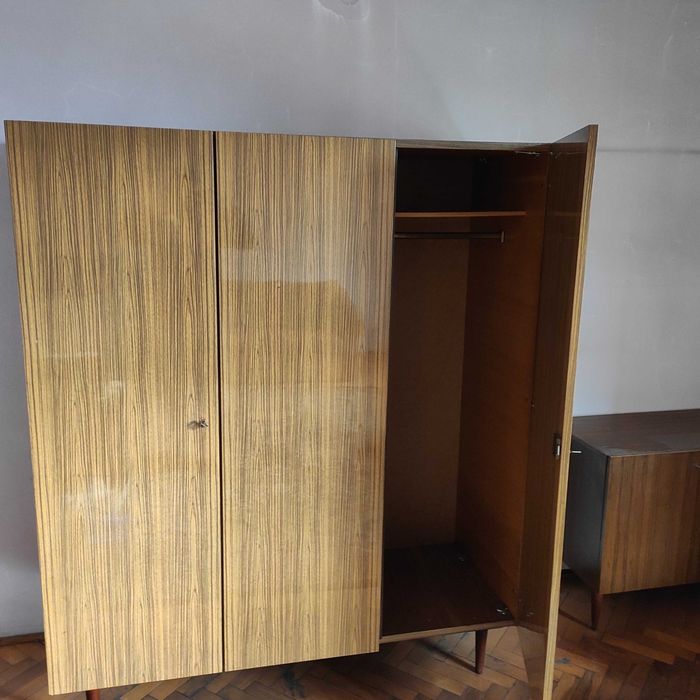 Szafa lata 70-te vintage, fornir wysoki połysk