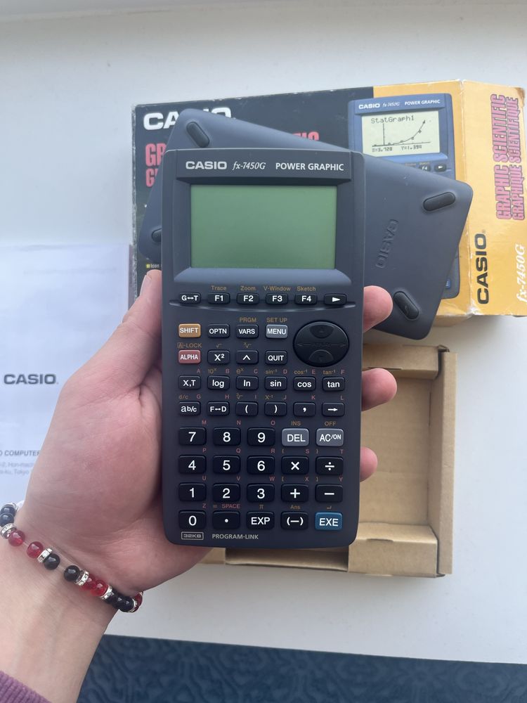 Casio fx-7450G.