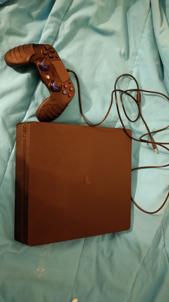 PS4 Slim 1t com jogos