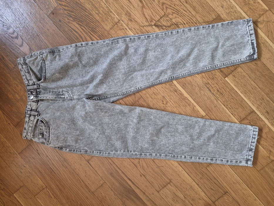 Жіночі джинси 36 р
