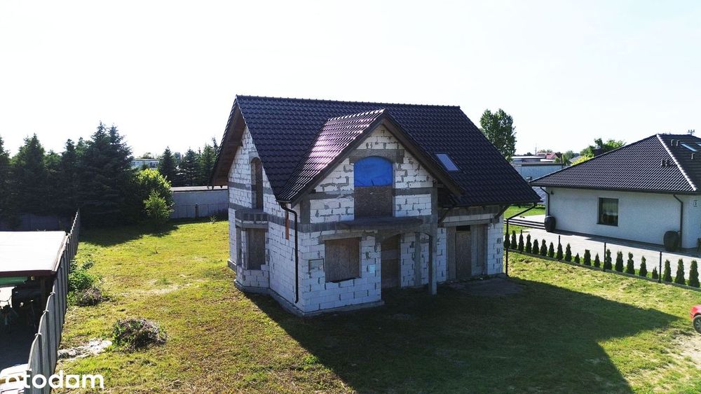 Dom do wykończenia w Dobrczu