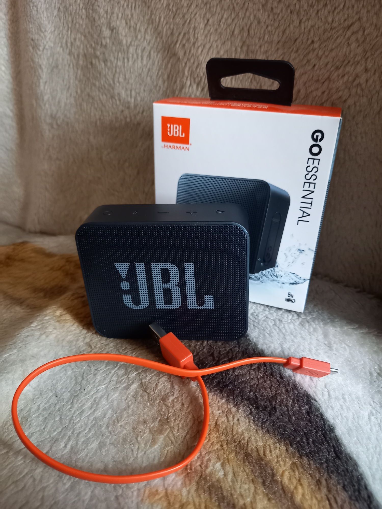 Głośnik bezprzewodowy bluetooth JBL GoEssential