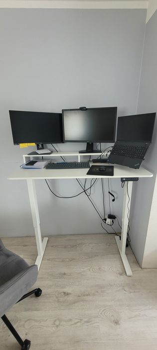 Biurko z automatyczną regulacją wysokości i nadstawką 120cmx60cm