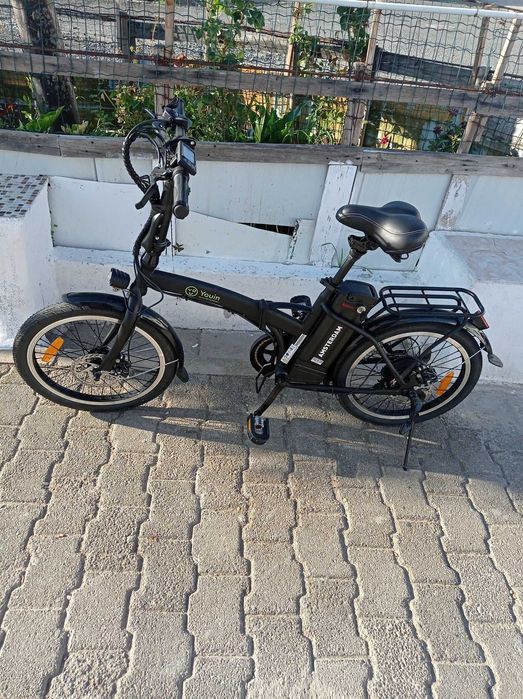 Bicicleta Elétrica com pouco uso