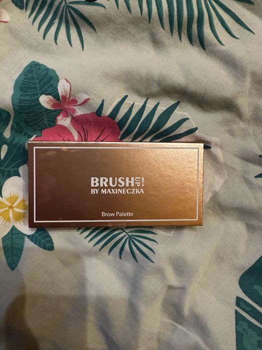 Paletka do brwi raz uzyta maxineczka
