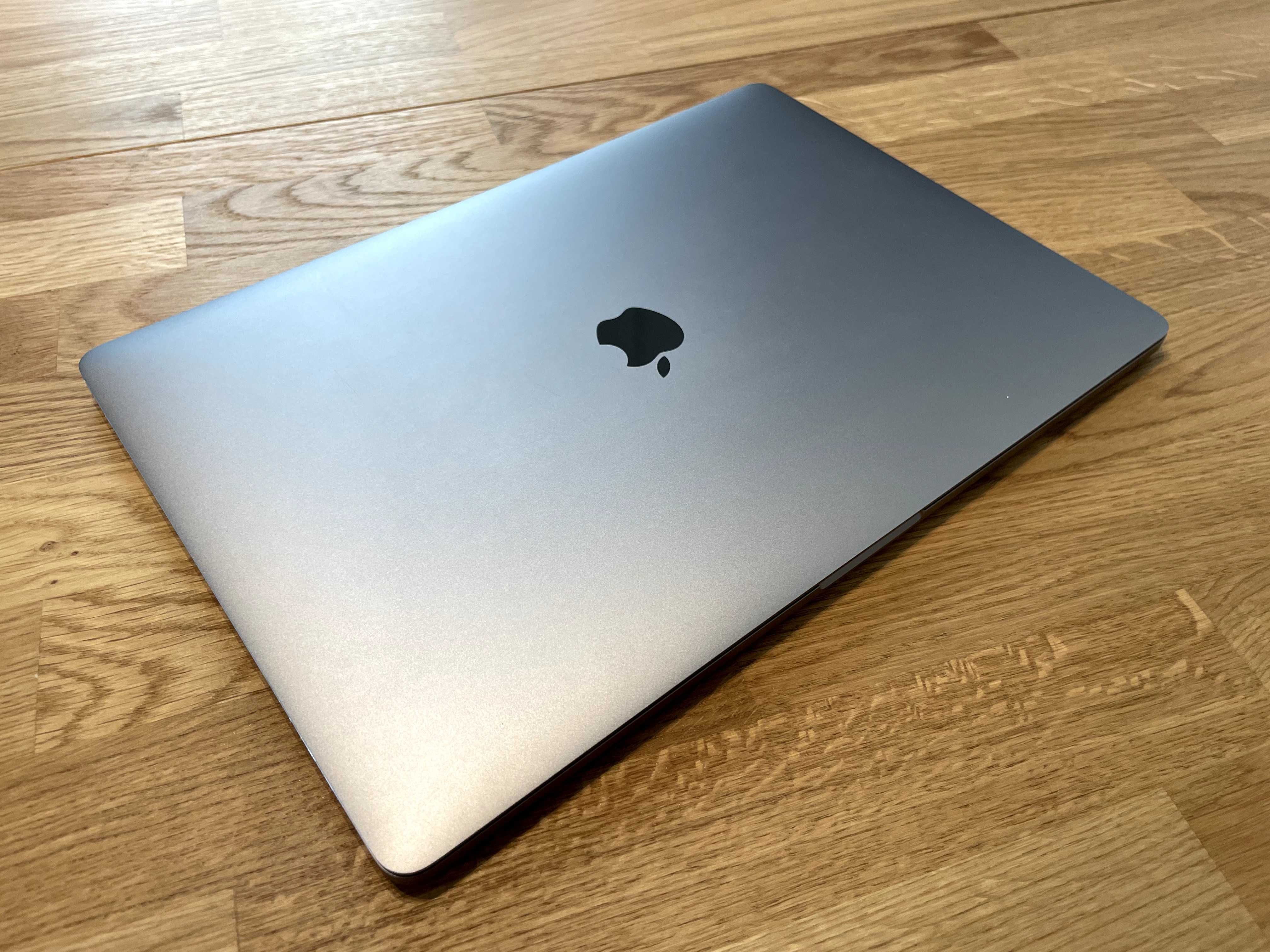 Apple Macbook Pro 15" | 16GB RAM | 750GB Disco | Ciclos Bateria 139