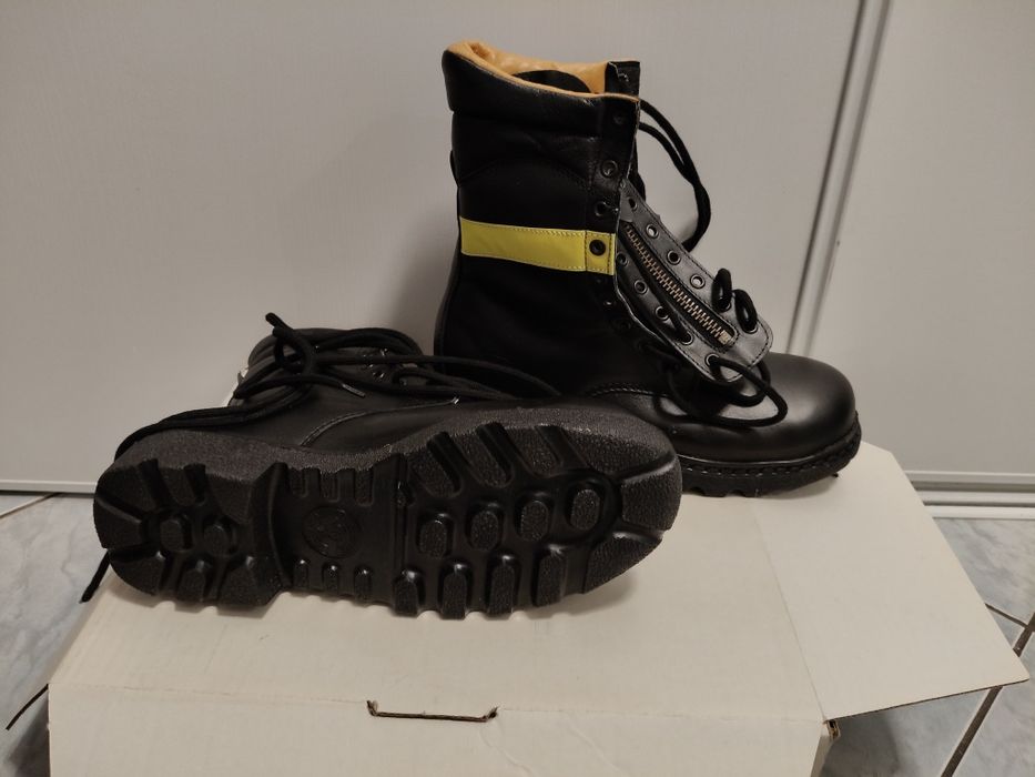Buty strażackie bojowe nowe.