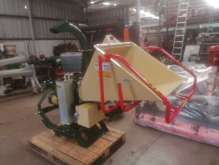 Biotriturador para trator NEGRI R185 T NOVO