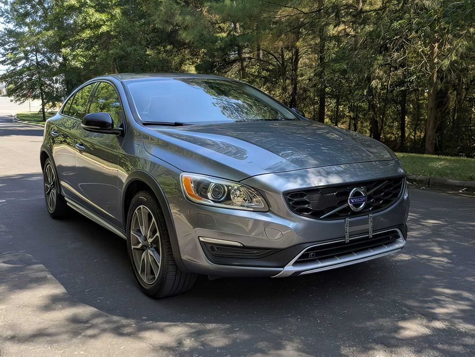 Volvo S60      2017