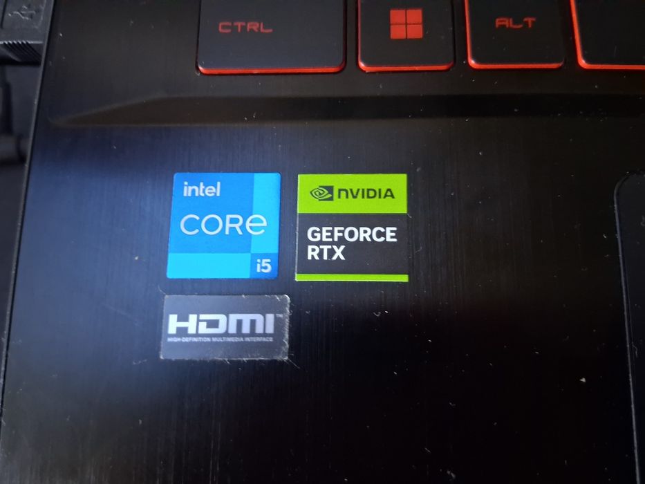 Laptop geimingowy