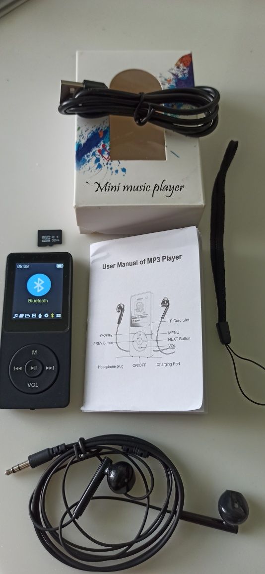 MP3 PLAYER.  Mini music player.