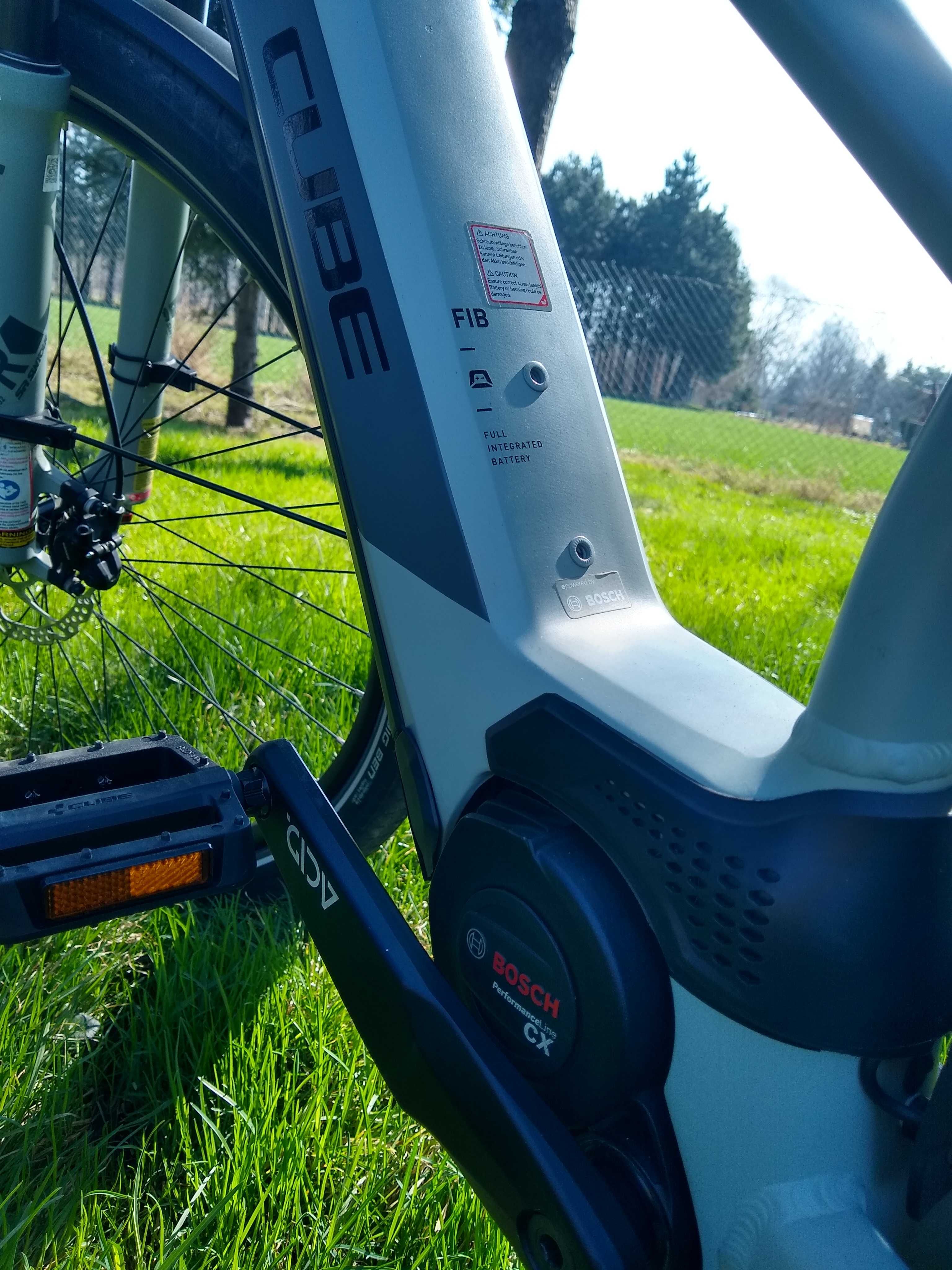 Rower elektryczny Cube Kathmandu Pro