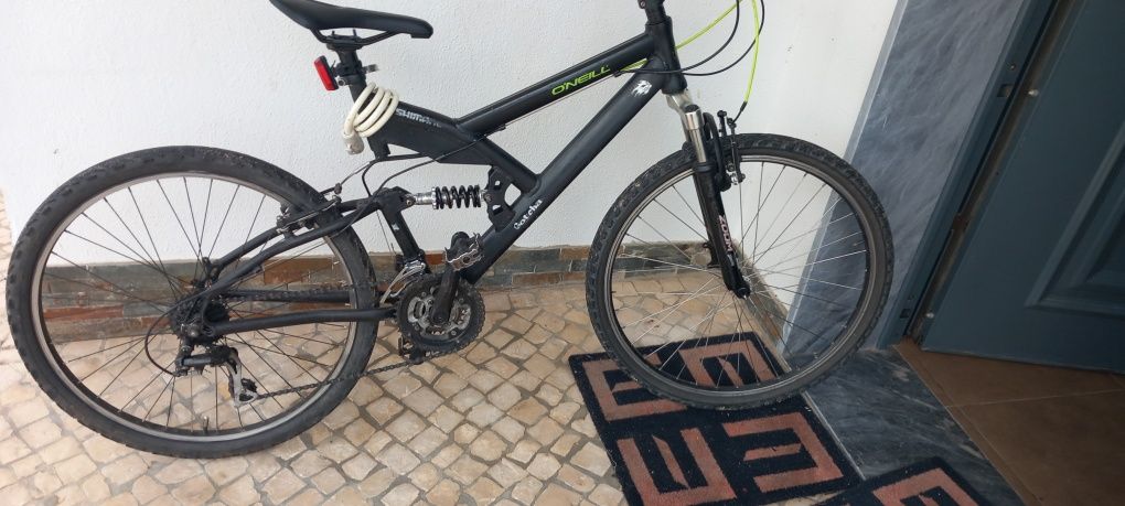 Bicicleta motanha 26"