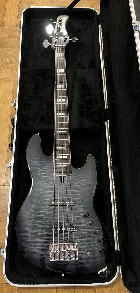 Gitara basowa Sire V9 pięciostrunowa