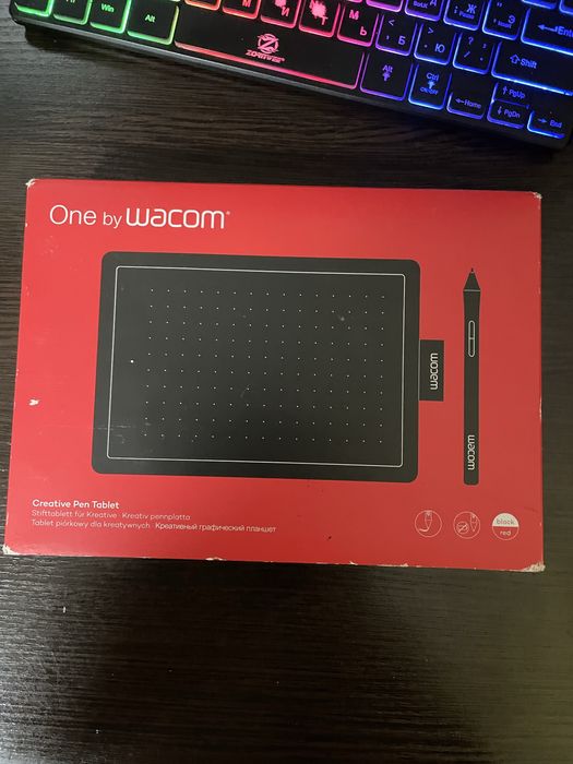Графічний планшет ваком wacom