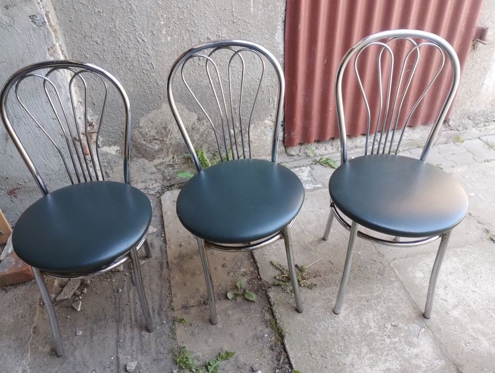 Sprzedam krzesła używane 14 sztuk