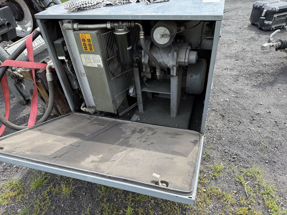 Kompresor do piaskowania duza wydajność Atlas Copco GA22 moc 22kw
