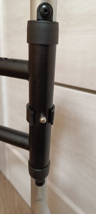 Ходунки для дорослих крокуючі