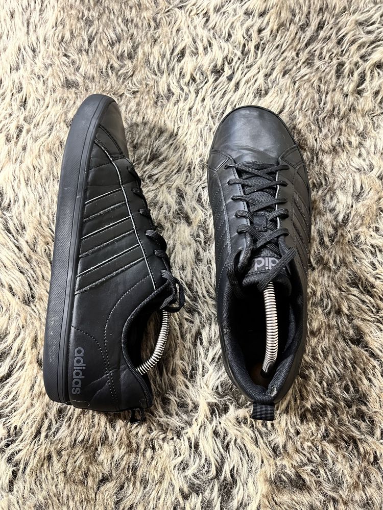 Кросівки adidas pase