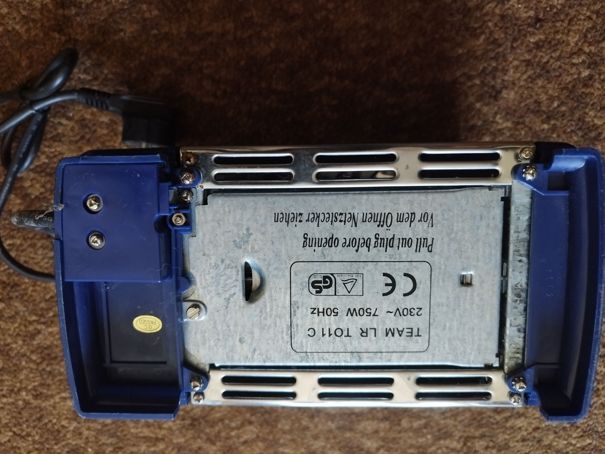 Torradeira potência 750w
