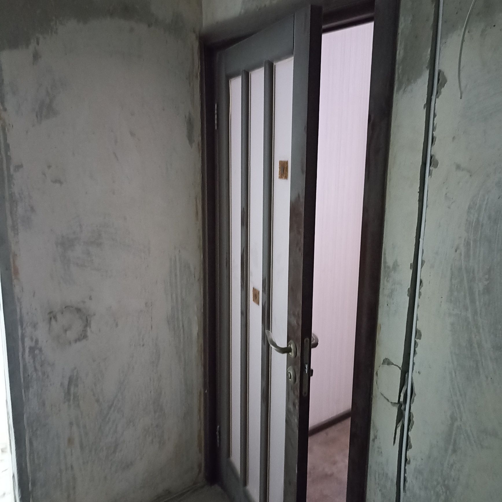 Продам дверь межкомнатная бу