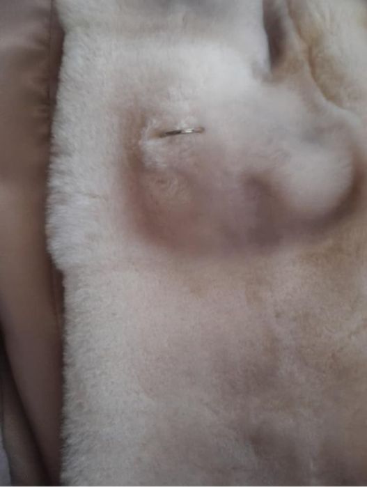 шуба біла королівський мутон натуральна