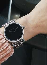 Relógio Smartwatch Michael Kors Access prateado com cristais