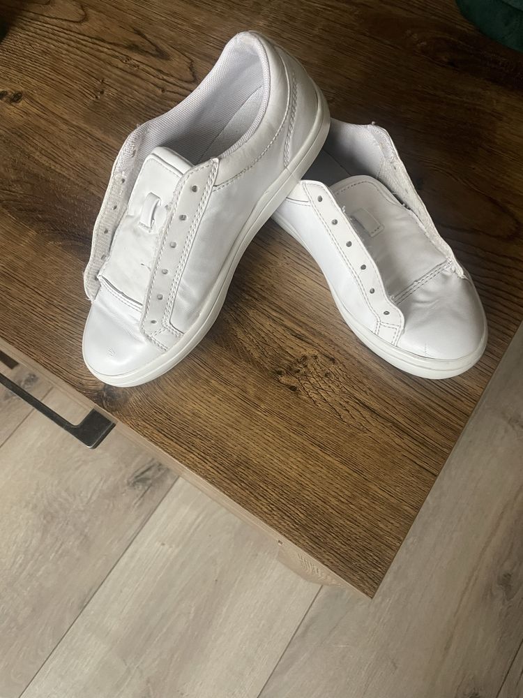 Trampki Lacoste rozmiar 35,5