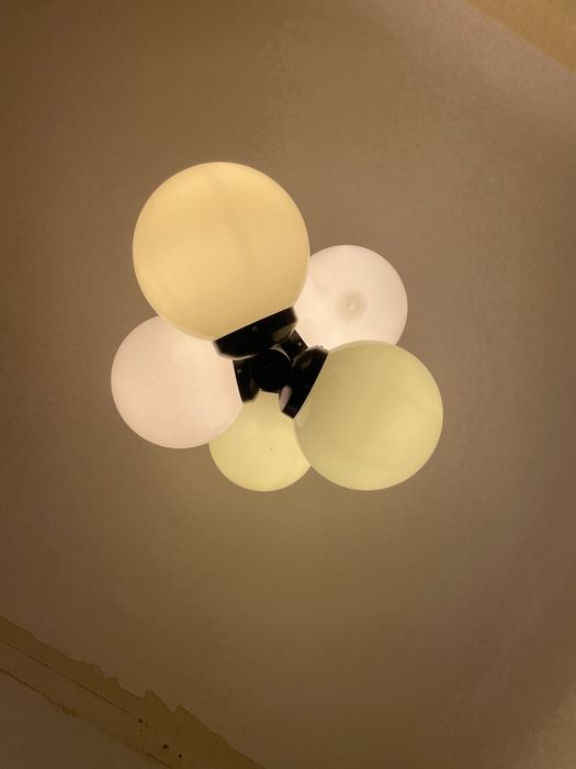 Lampa wiszaca z czasow PRL