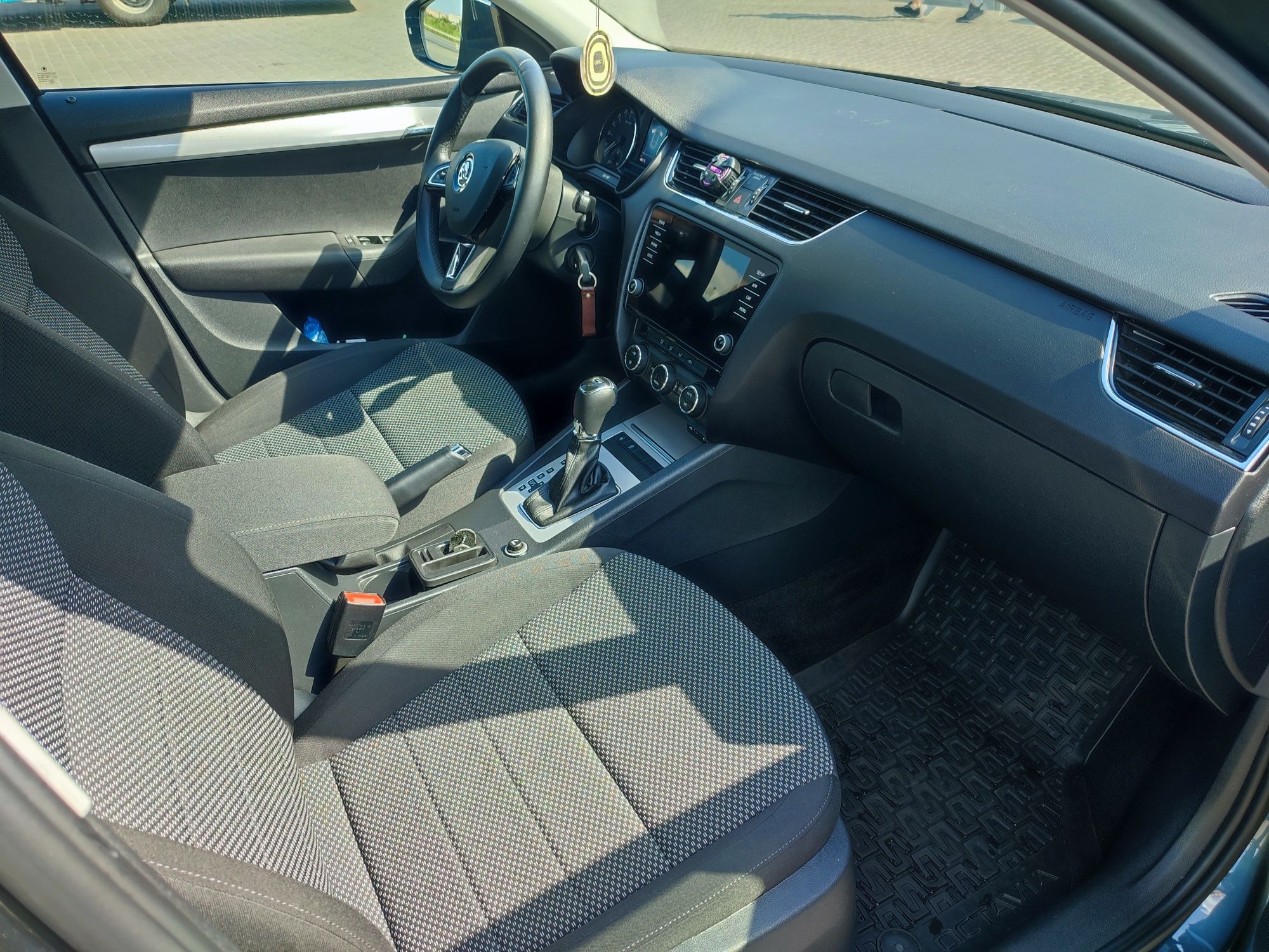 Skoda Octavia A7 2015 1.6 DSG