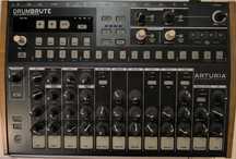 Arturia Drumbrute - Drum Machine Analógica

Drum Mac