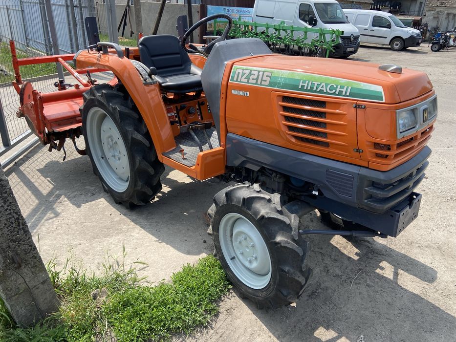 Трактор Hitachi NZ215, Японський міні трактор