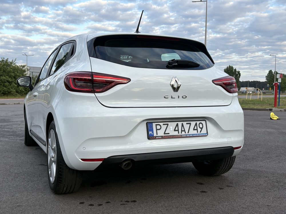 Clio V  1.0 tce 90 km 2021 rok. Ceramika + komplet opon zimowych