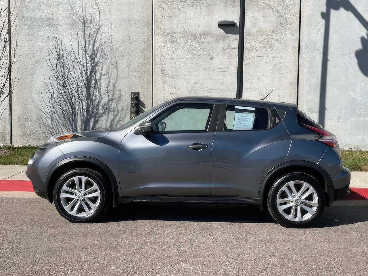 2017 Nissan JUKE S