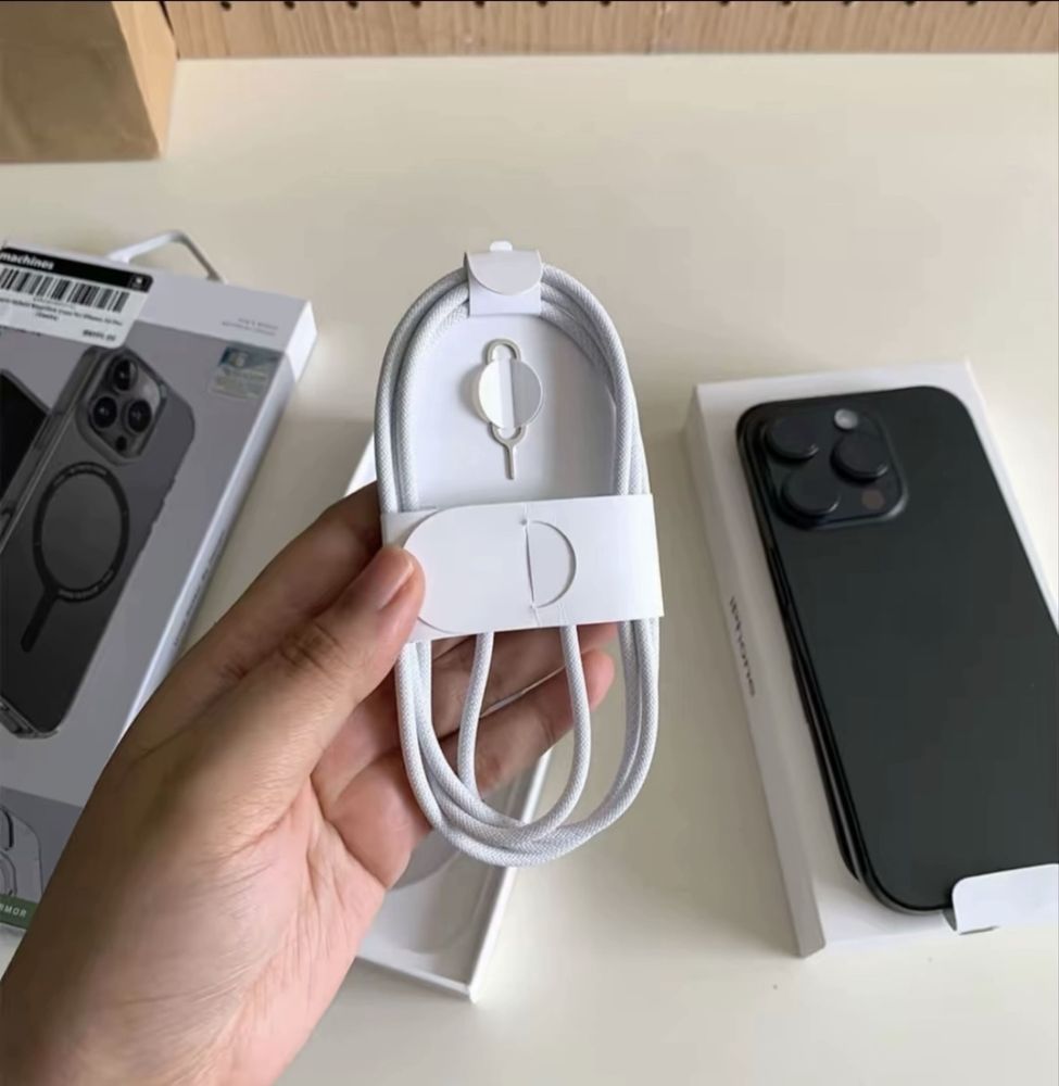 Iphone 16 pro max 256 BLACK TITANIUM