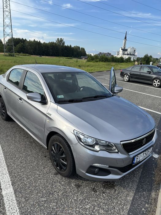 Wynajem z wykupem Peugeot 301