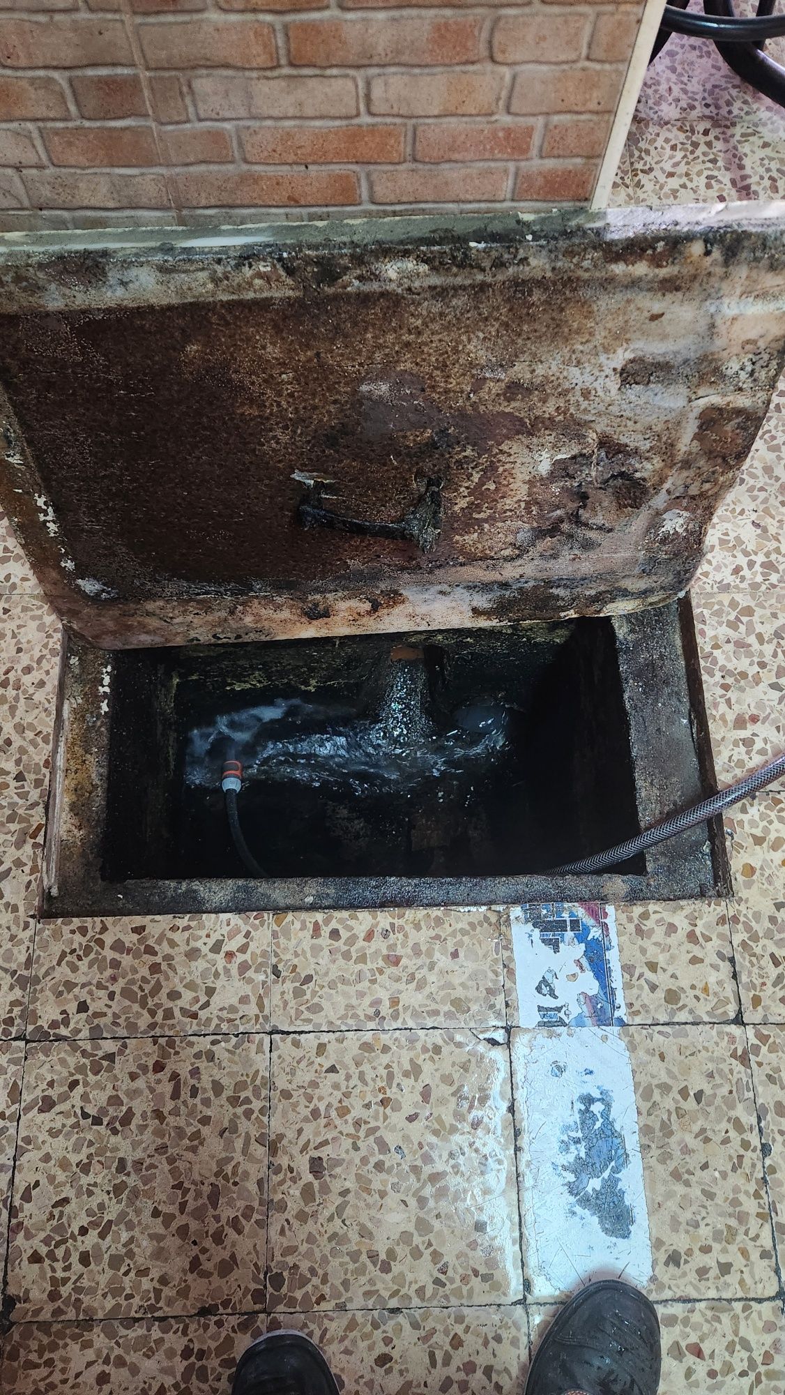 Desentupimento de esgotos