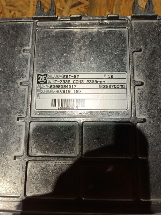 Sterownik skrzyni biegów ZF Nowy John Deere ECU Deutz Fahr Agrotron