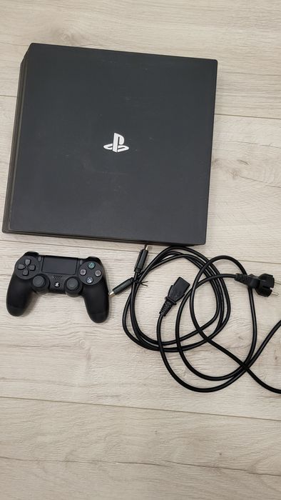 Konsola PS4 PRO 1T