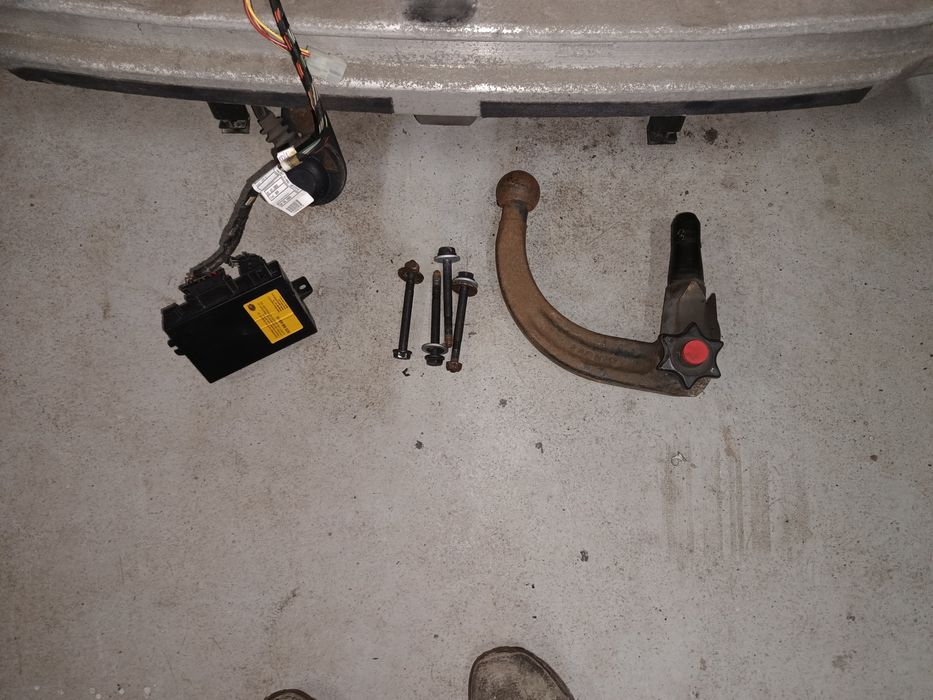 Hak Westfalia odpinany na kluczyk wiązka moduł Audi A4 B6 B7 części