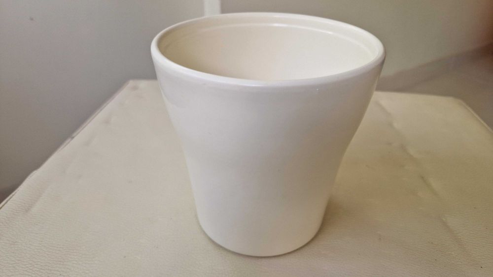 Vaso beje de louça, made in Germany